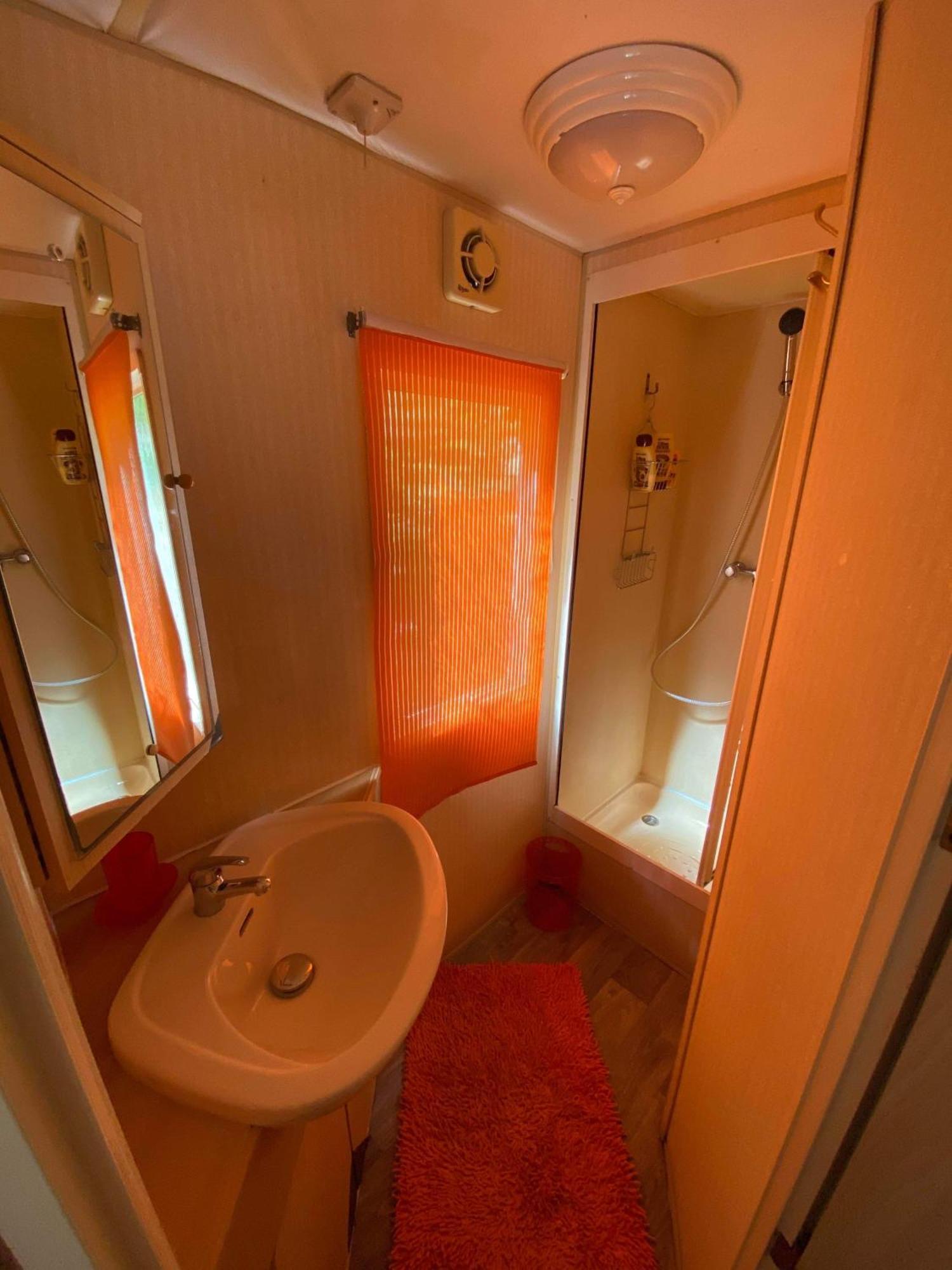 Mobil Home Au Camping Sellig Le Muy Exteriér fotografie